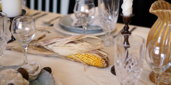 Thanksgiving Table 2